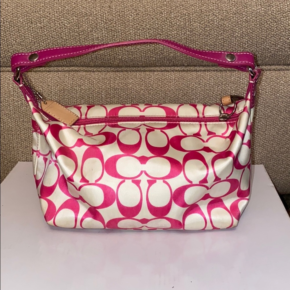 Coach small handbag - Picture 2 of 4